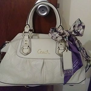 Coach Sabrina cream purse